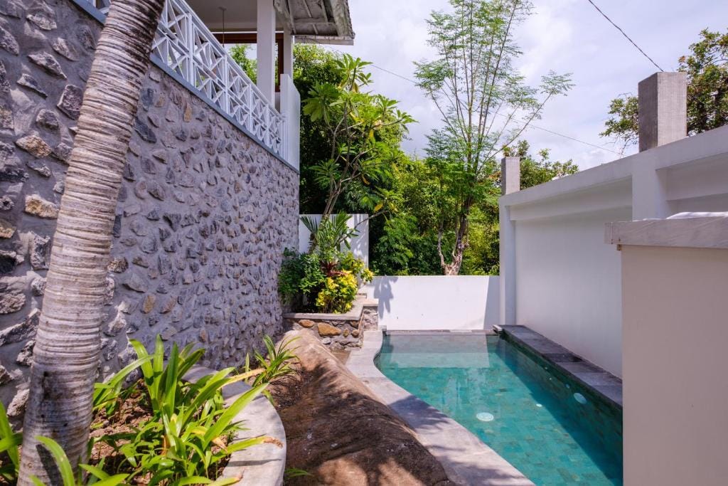 Bukit Adi — 4