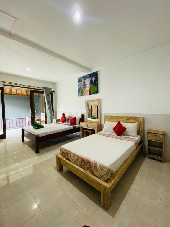 COCONUT BEACH BUNGALOWs & WARUNG 2 — 2