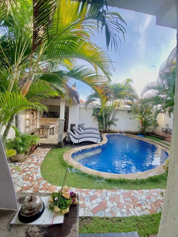 Mango 5 Hotel — 1