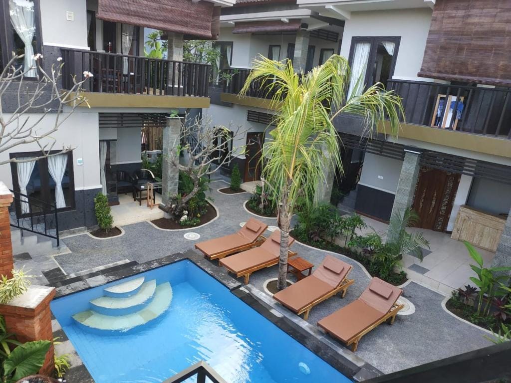 Villa di Amed — 4