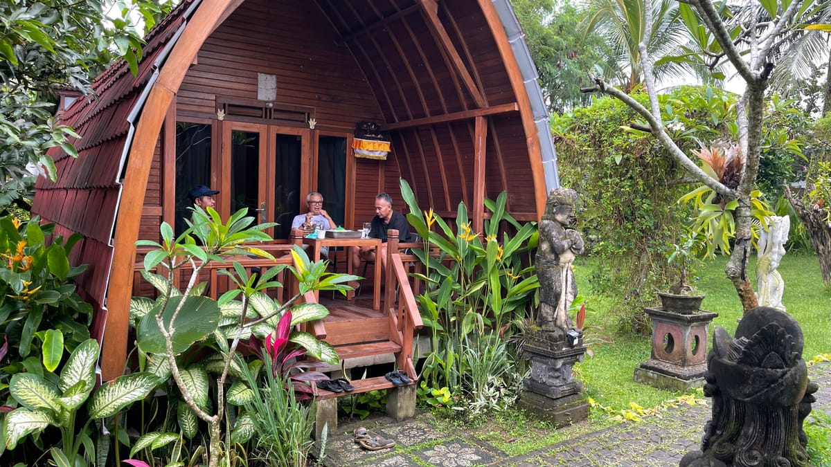 THE DUKUH RETREAT - Pool Villa Guest House — 1