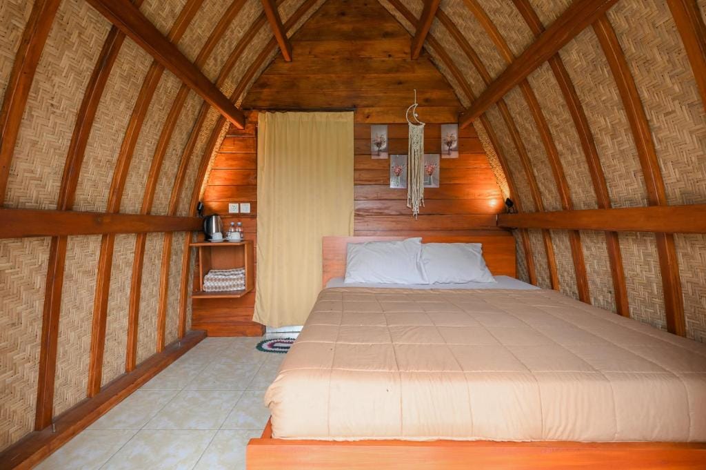 Volcano Cabin Batur RedPartner — 2