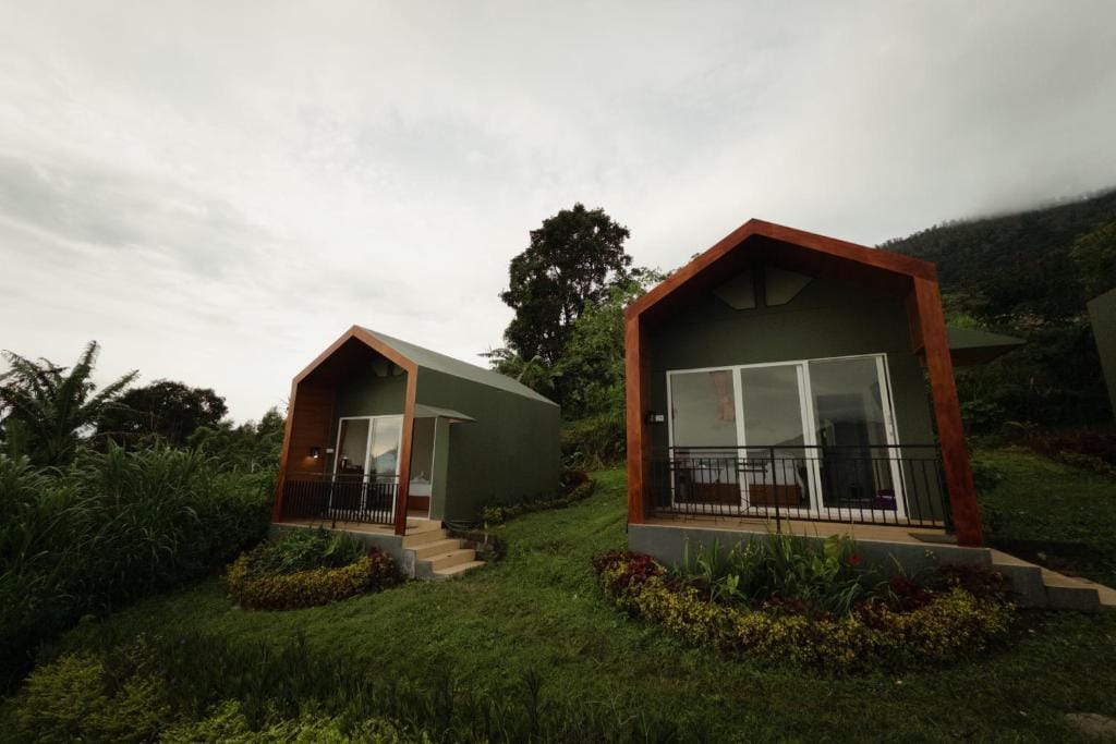Mesari Hill Glamping — 5