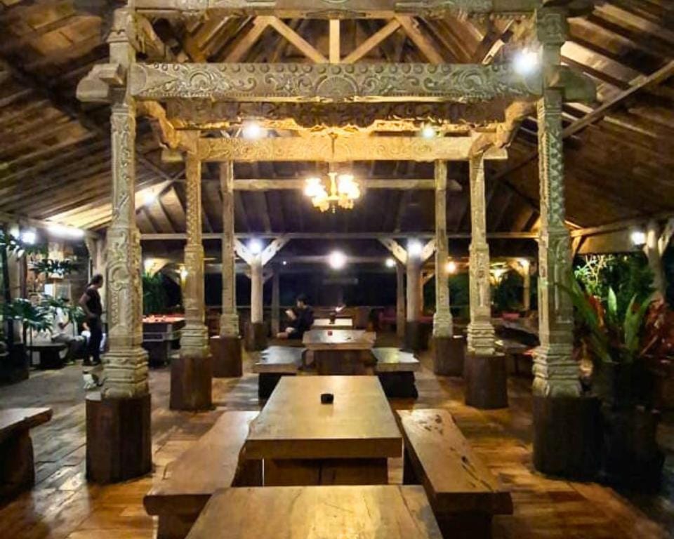 Warung Rekreasi Bedugul — 3