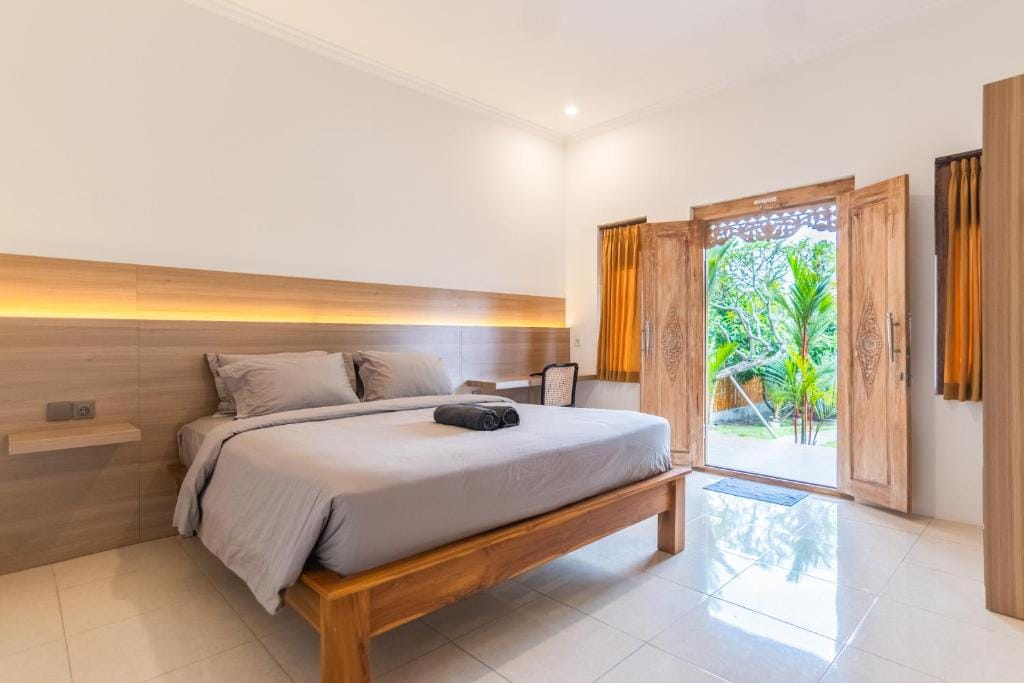 Batu Bolong - Island Boy Guesthouse Prime Canggu — 2