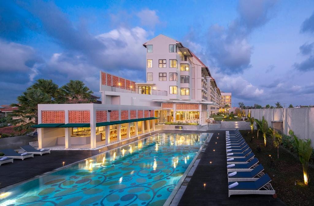 Eastin Ashta Resort Canggu — 3