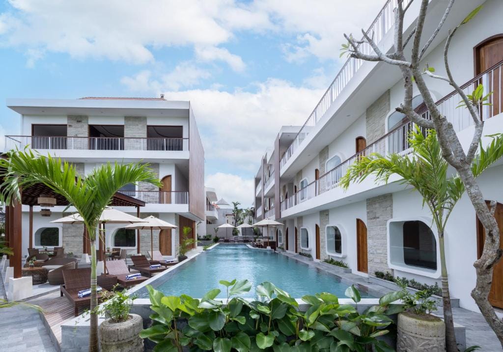 La Tropica Canggu Bali By Kanaya Hospitality — 1