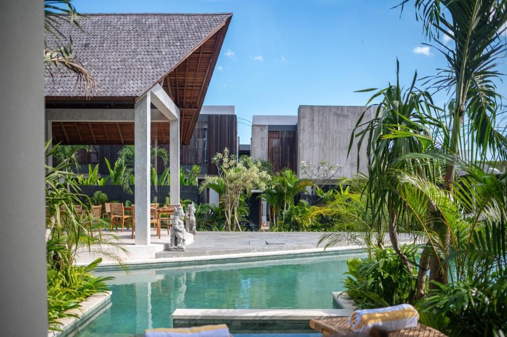 Lokale Pererenan Resort Hotels & Villa — 1