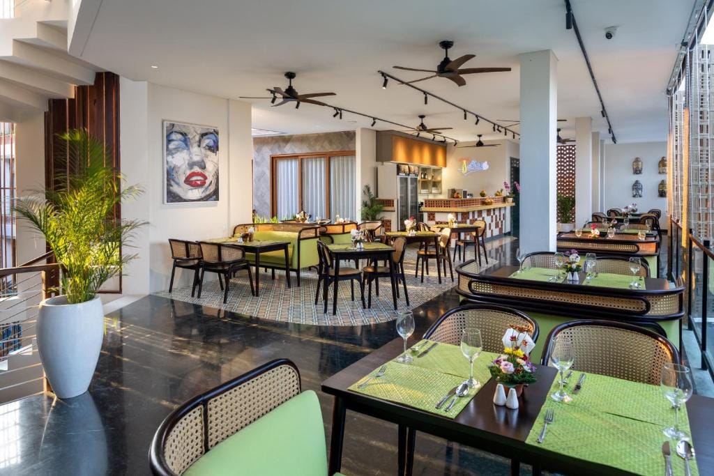 Mokko Suites Batubelig — 5