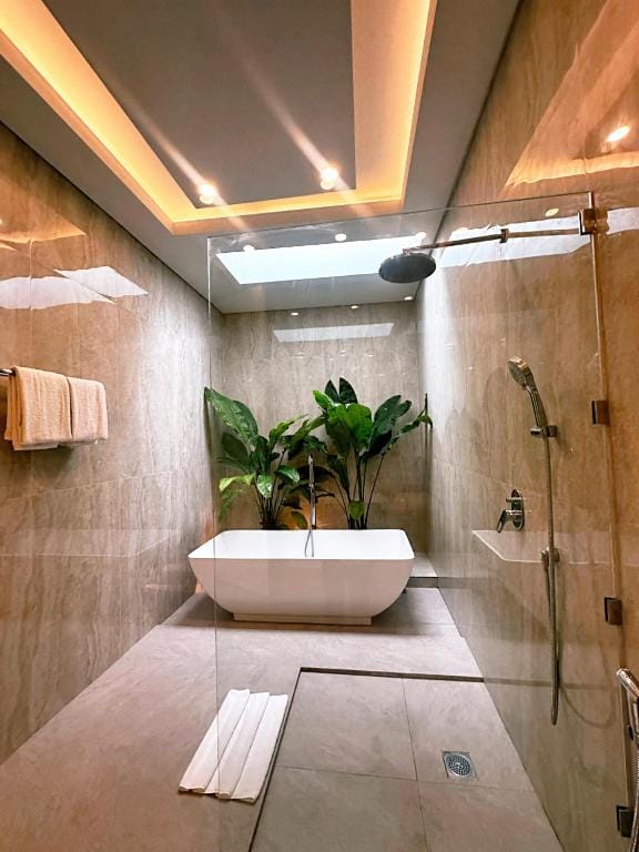 Octa Canggu Villa and Condotel — 3