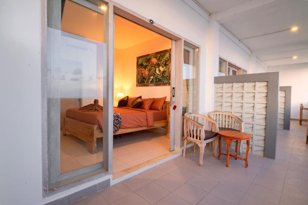 Sau Bali Beach House Canggu — 4