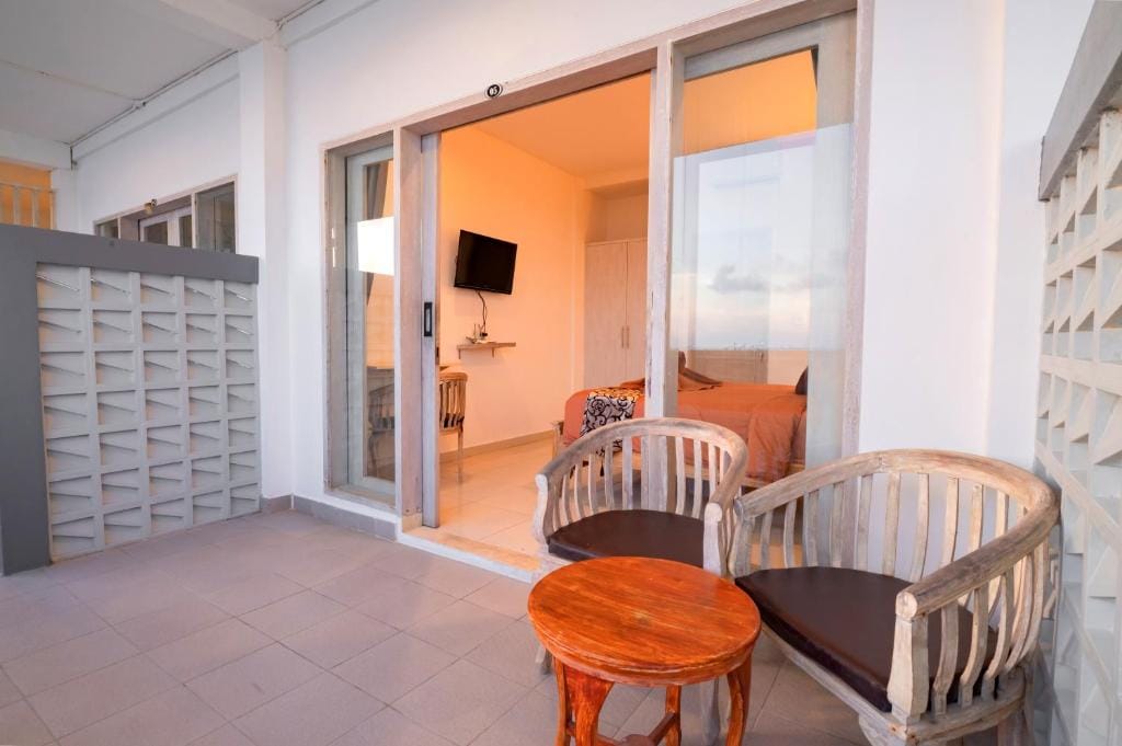 Sau Bali Beach House Canggu — 5