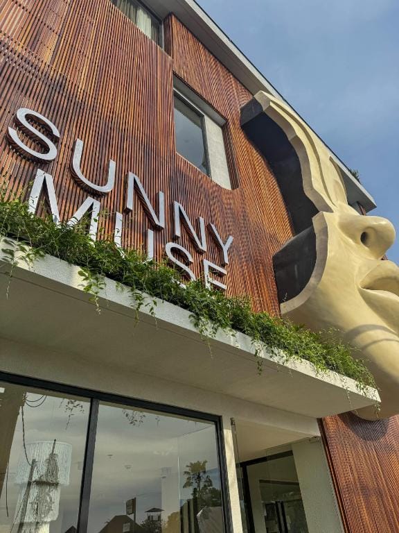 Sunny Muse by Betterplace — 1