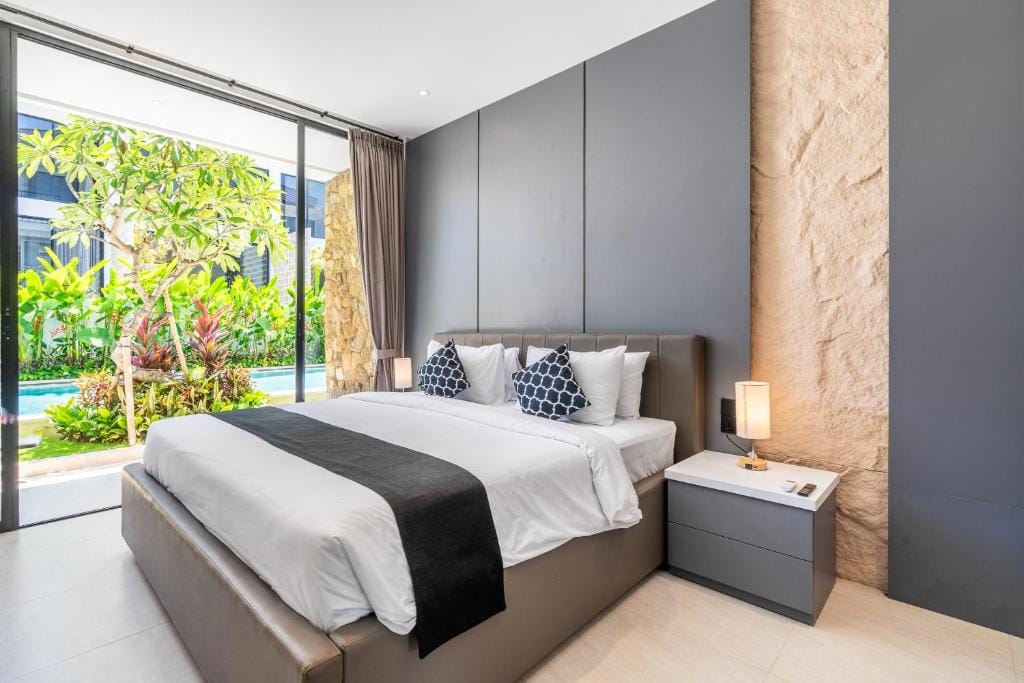 The R Apartments Pererenan — 4