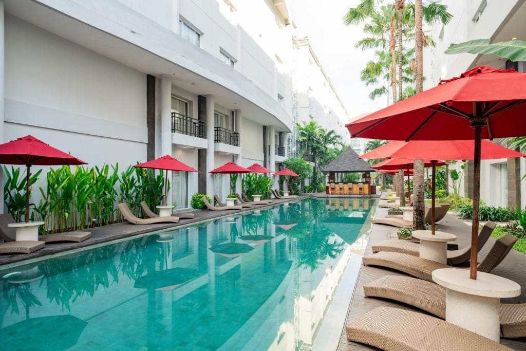 b Hotel Bali & Spa — 1