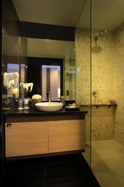 b Hotel Bali & Spa — 3