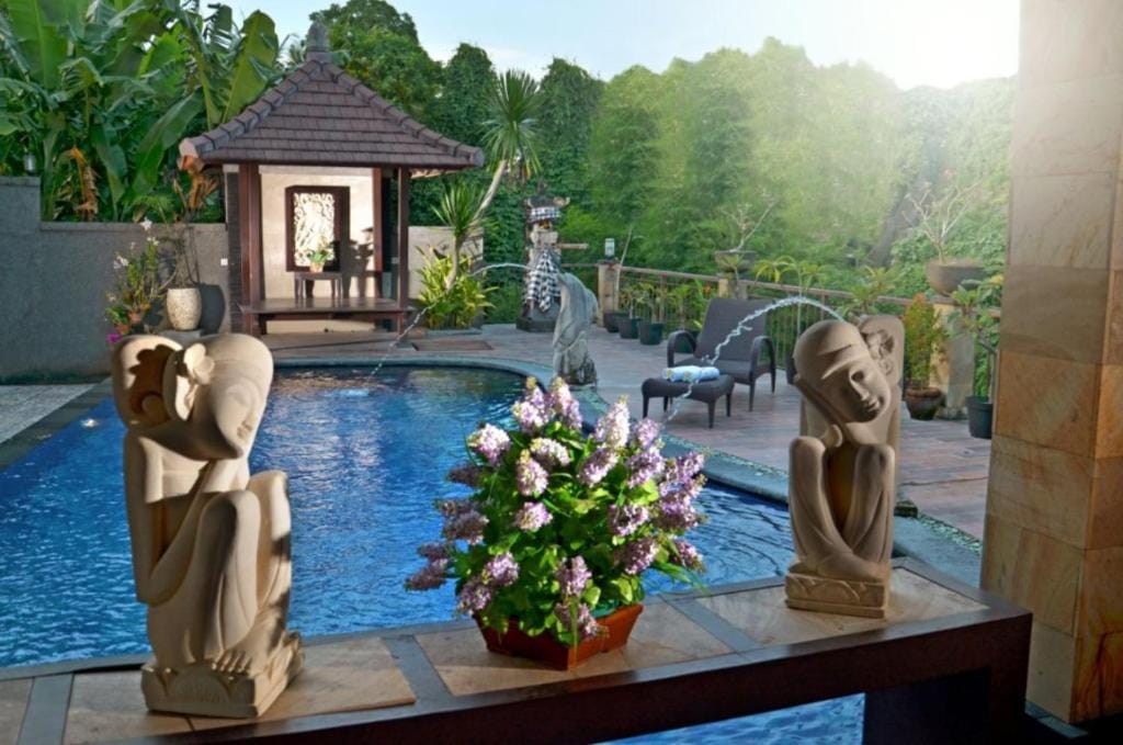 Hotel Puri Nusa Indah — 1