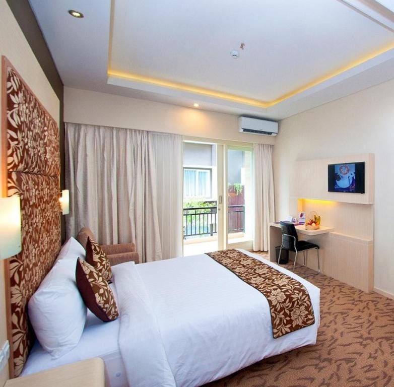 Quest San Denpasar by ASTON — 2