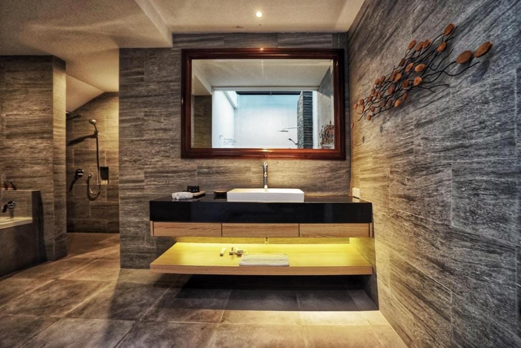 The Cakra Hotel — 2