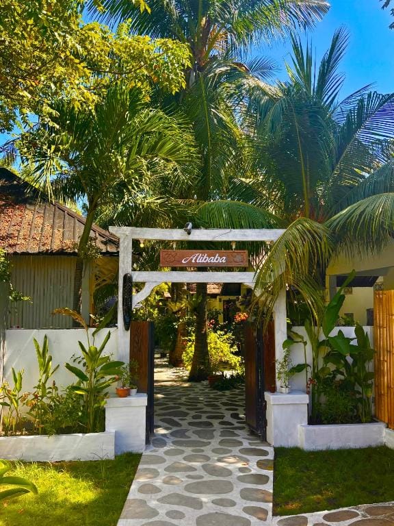 Alibaba Bungalows — 4