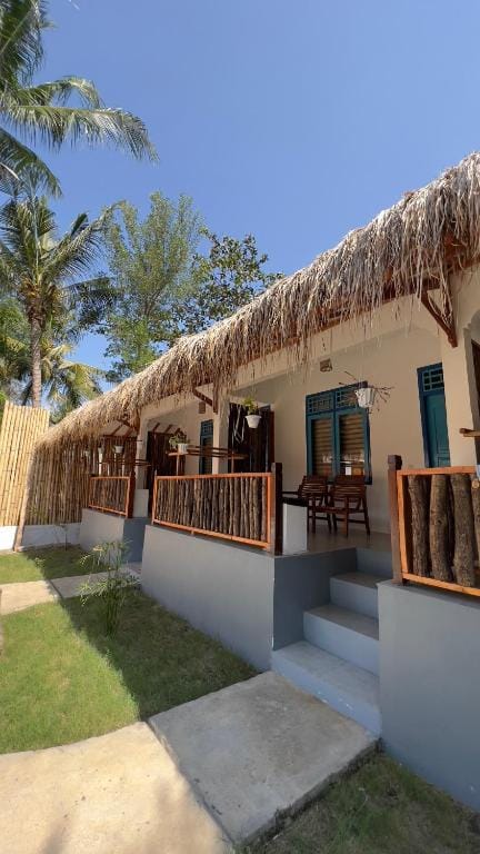 Formosa Beach Club & Bungalow — 5