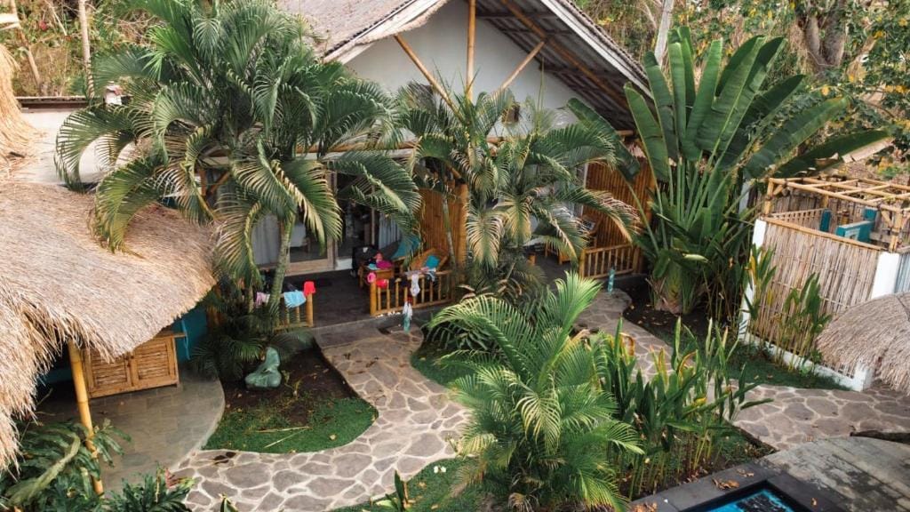 Gili Matiki, Resort & Private Villa — 3