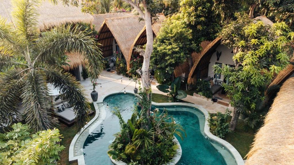 Hani Hideaway — 1