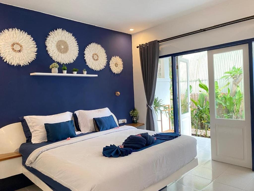 Lovy's Gili Air — 1