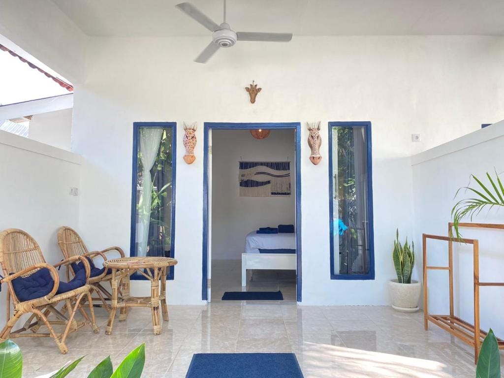 Lovy's Gili Air — 2