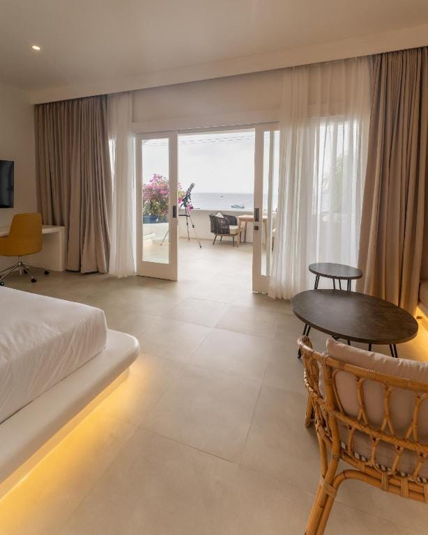 Santorini Resort Gili Air — 2