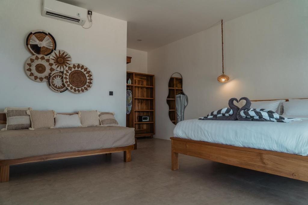 Sunscape Villa - Beachfront and private pool — 2