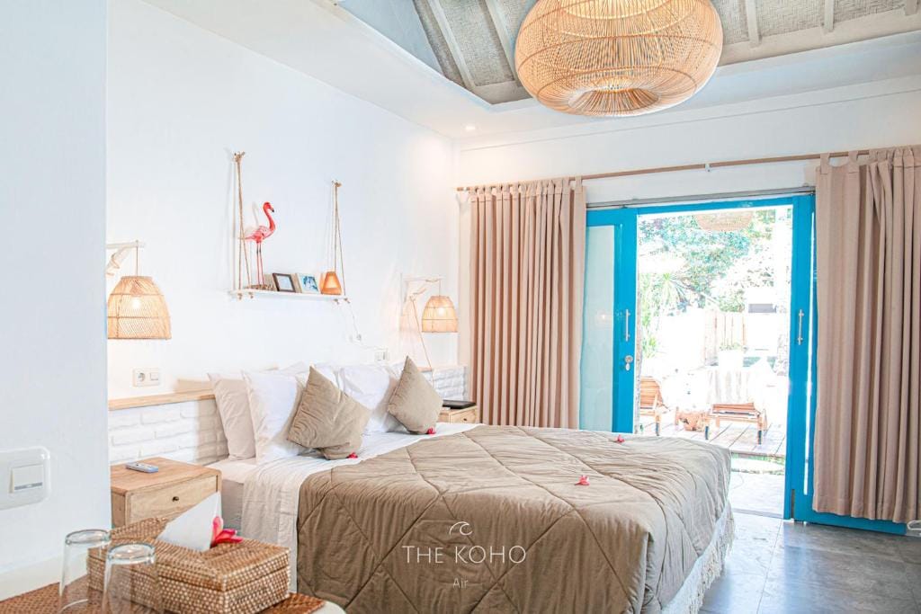 The Koho Air Hotel — 3