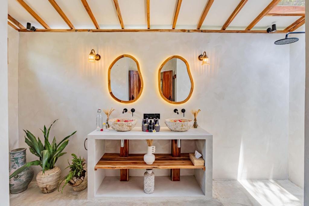 Bale Sampan Boutique Bungalows — 4