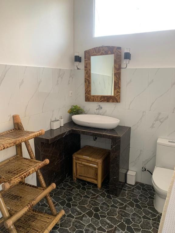 Gili Davidoff Upstairs Budget And Deluxe — 3