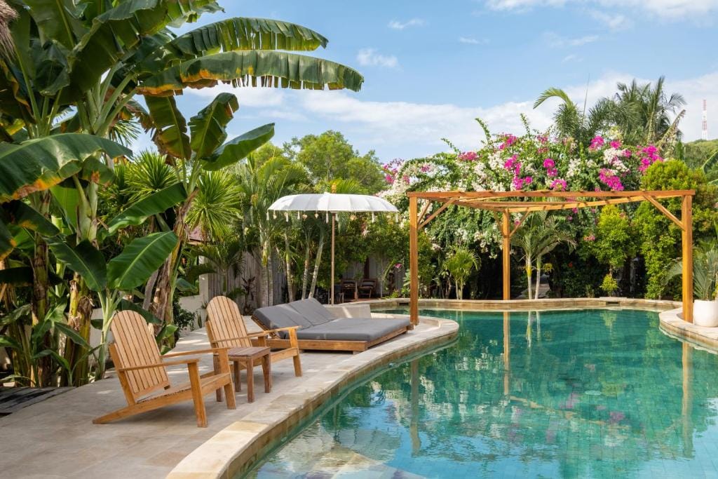 Gili Teak Beach Front Resort — 1