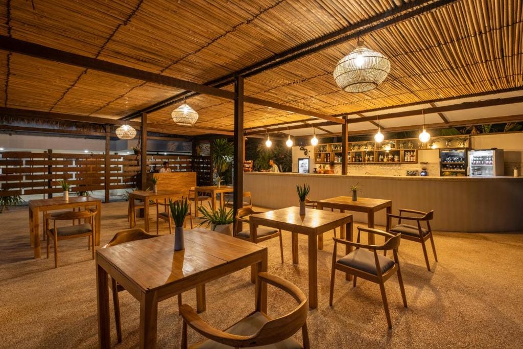 Gili Teak Beach Front Resort — 5