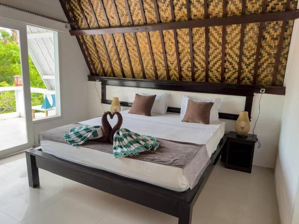 Gilibong Bungalows — 2