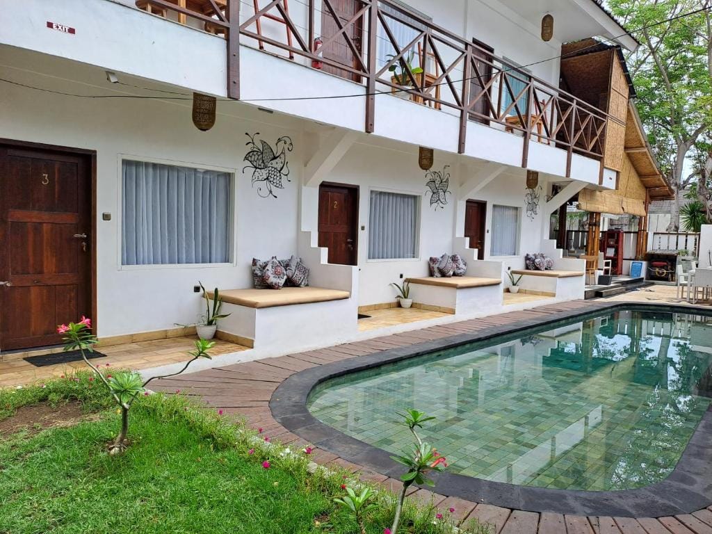 Katara Gili, Boutique Rooms and Bungalows — 4