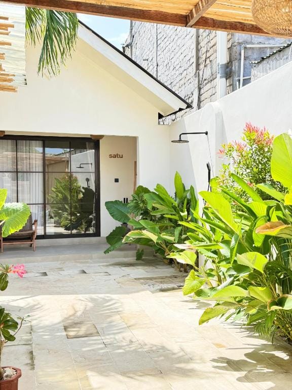 Koa Coco Casa — 1