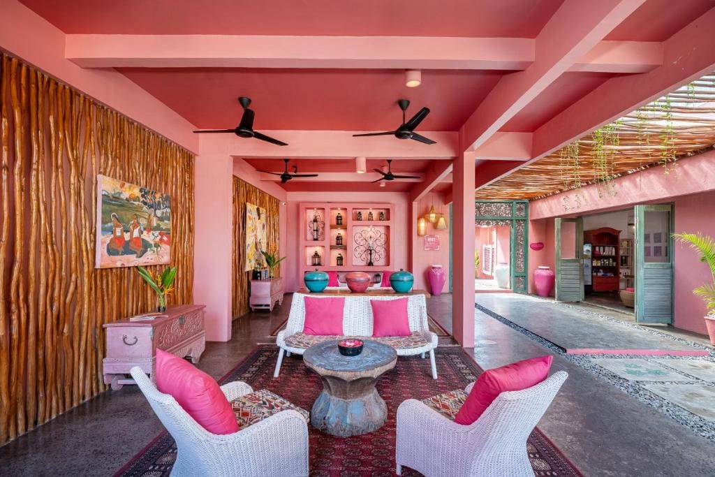 PinkCoco Gili Trawangan - Constant Surprises - for Cool Adults Only — 3