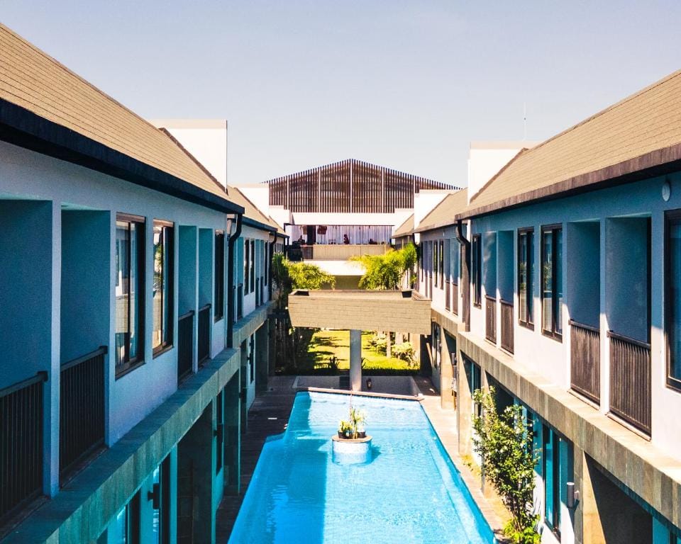 Royal Regantris Trawangan — 1
