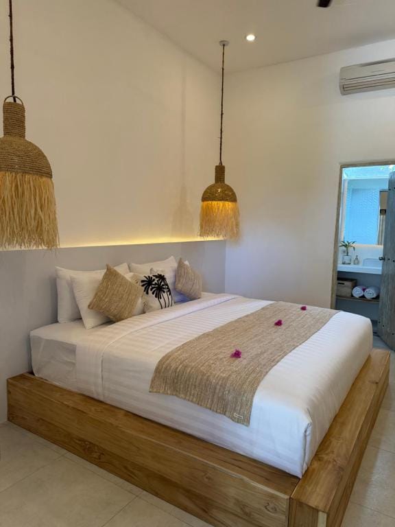 White Coconut Resort — 1