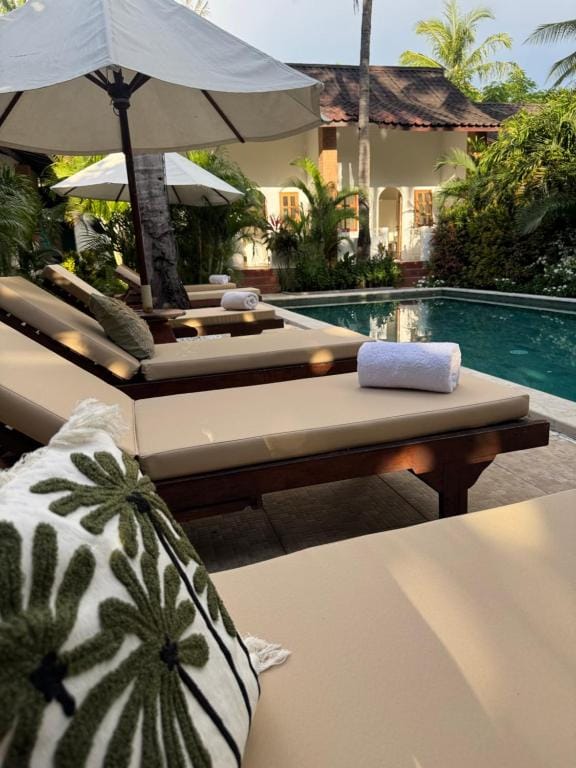 White Coconut Resort — 3