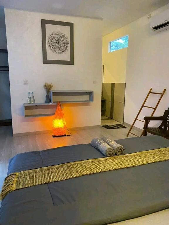 WHITE SANDS RESORT — 2