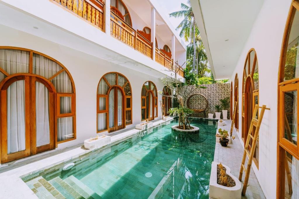 Yulaman Hotel — 3