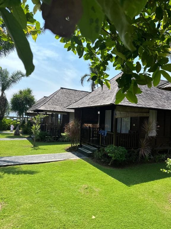 Balangan Surf Resort — 1