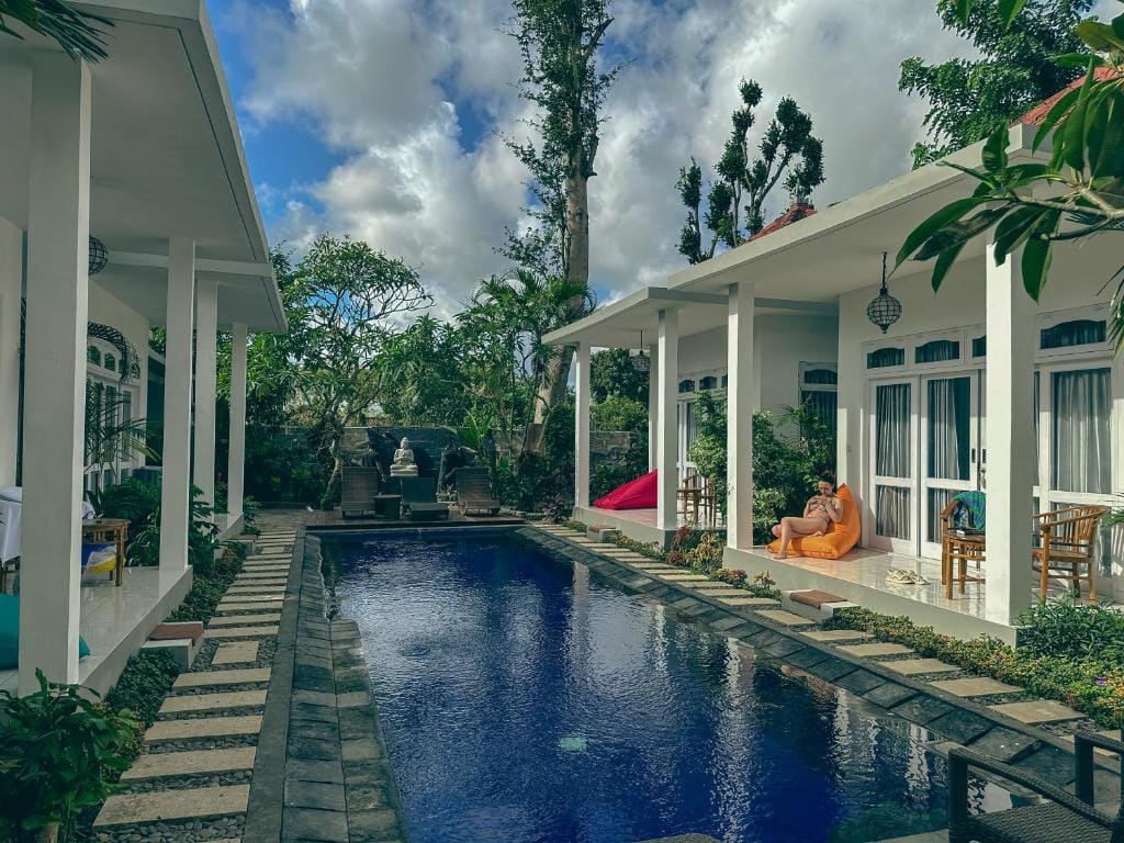 Bali Stuti Jimbaran Inn — 4