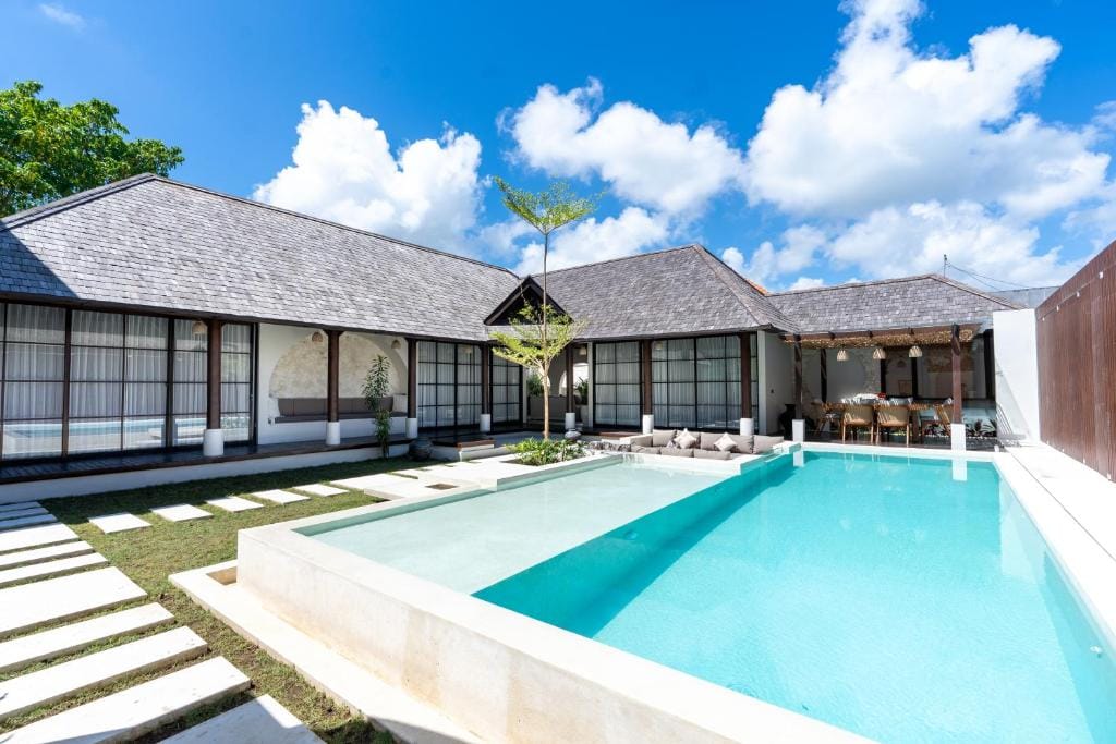Green Jimbaran Bay Villa — 1