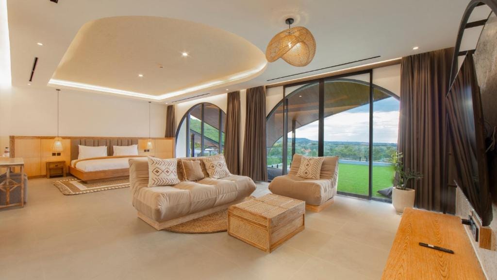 Suites5 Hotel — 5