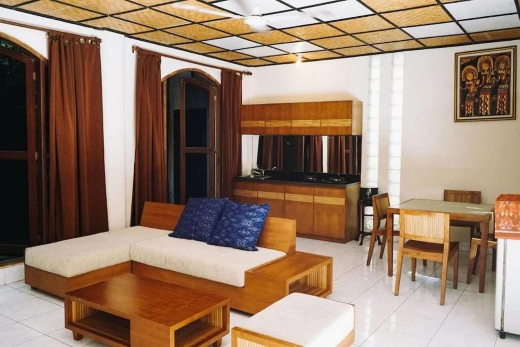 Villa Puri Royan Jimbaran — 3